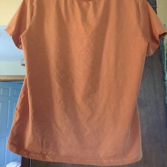 Orange tee with distressed collar - Picture 2 of 3